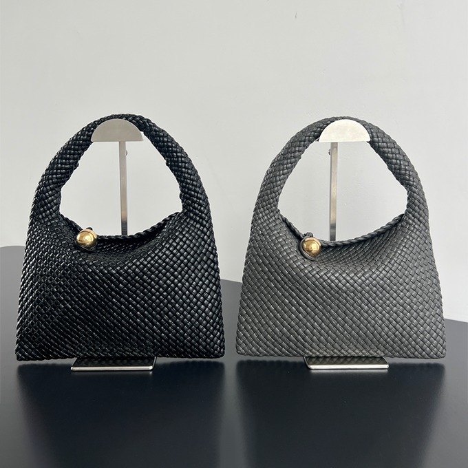bottega veneta tosca baci intrecciato leather hobo shoulder bag #826196